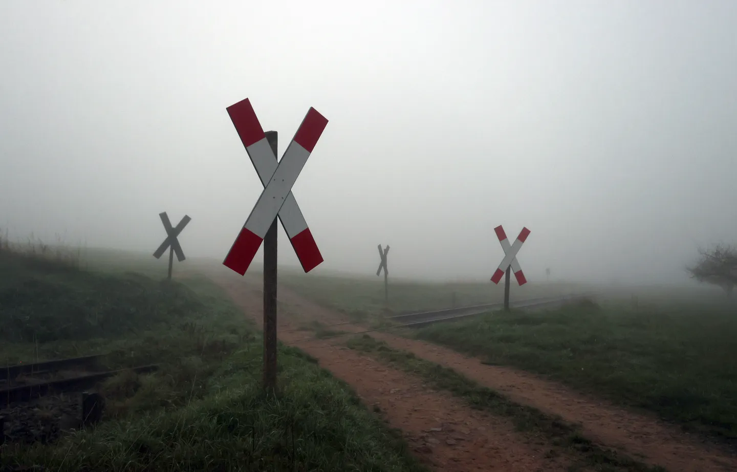 Kurioser Bahnübergang wird zu Grenzfrage